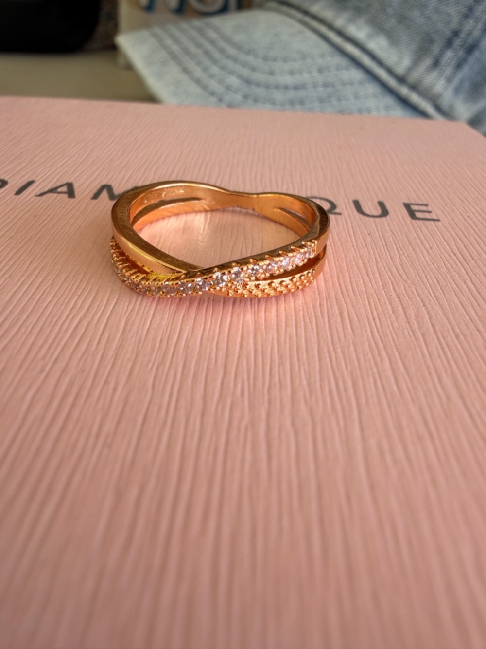 Gold Crisscross Ring with Pavé Stones - Women Jewelry